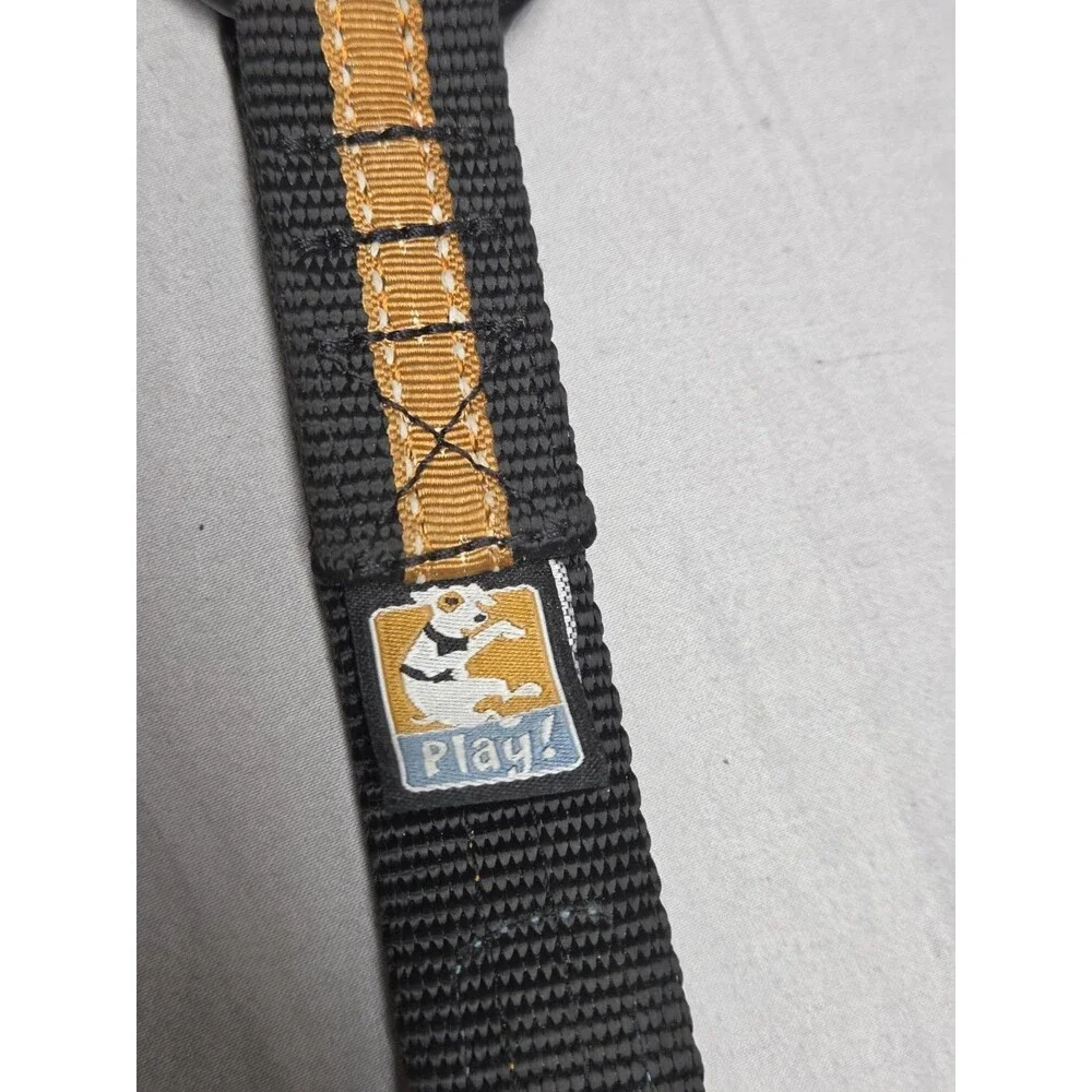 Kurgo Car Safety Tether for Dogs Connects Harness Directly to Seatbelt Buckle